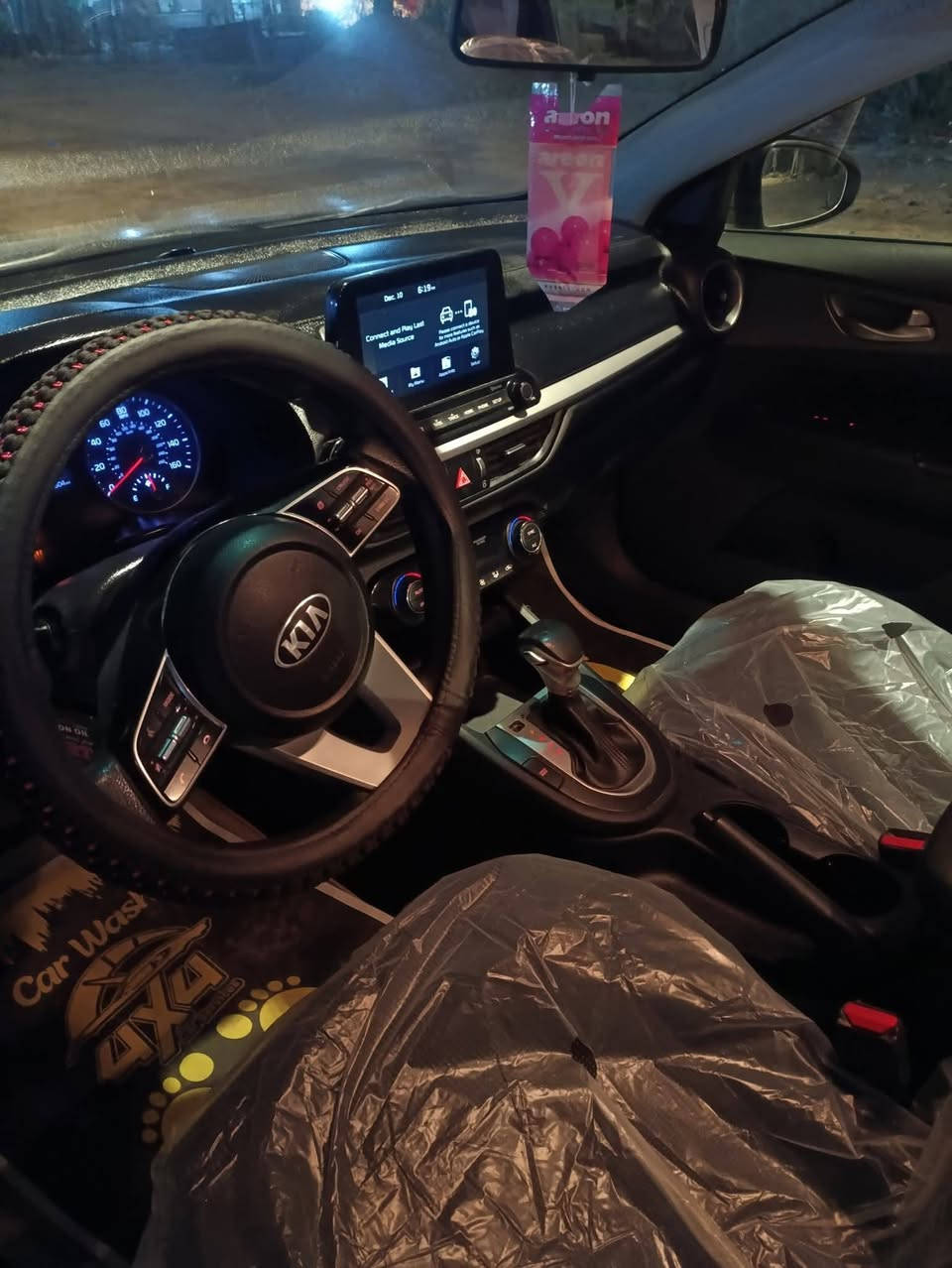 سلام عليكم كيا فورتي موديل 2019 
رقم بغداد دولي سياره جاهزه مكينه كير 
حداديه تخم تاير تبريد بيها ٥ قطع صبغ 
حادث امريكا مكان سياره بابل المسيب سعرها 
١١٧ وبيها مجال حك جيتك 
وصور حادث موجوده داخل المنشور
***********
