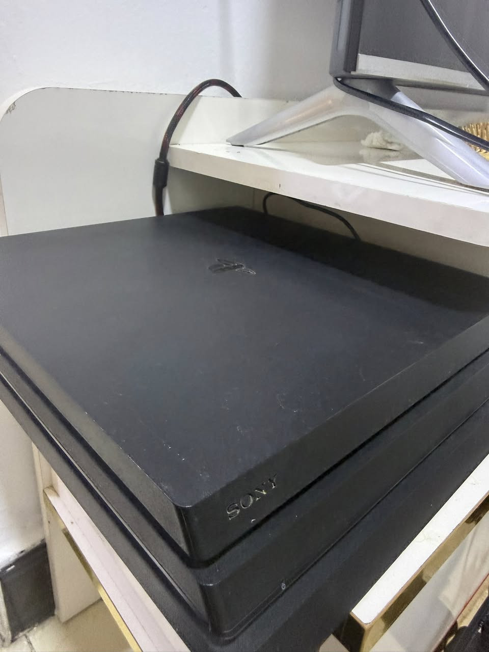 السلام عليكم موجود بلي فور برو للبيع كامل ملحقات مع3جوستك و اقراص اثنين تكن و ماينكرافت استفسار واتساب 

***********
