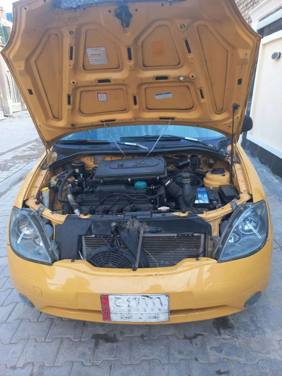 السلام عليكم سياره طيبه موديل ٢٠٠١٦ السياره جديده مال جناي شواصي شركه كيرمكينه تخم كهربائيات تبريد صدر كله جديد بيه بس جاملغ خلفي بي باردومصبوغ مكان السياره بغدادمدينة الحريه رقم الهاتف *********** السعر٣٧ وبي مجال بسيط
