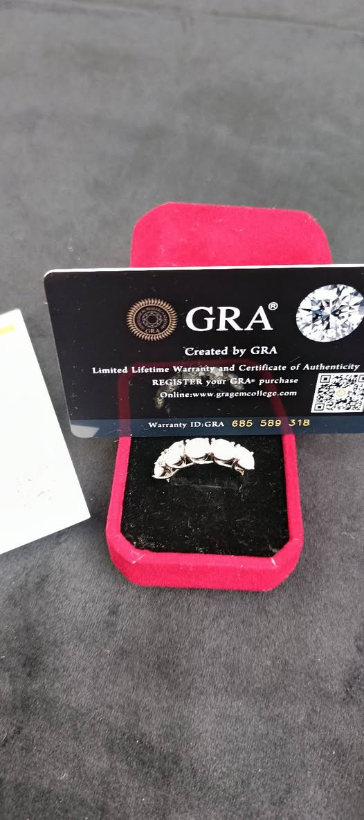 يا الله خواتم واسوار موزنايت كل قطعه وسعرها يجي ويه كل قطعه كامل ملحقاتها علبه وكارت وباركود وكارت


**إذا كنت صاحب هذا الإعلان وتريد حذفه لأي سبب، رجاءا أرسل رسالة إلى الدعم الفني**