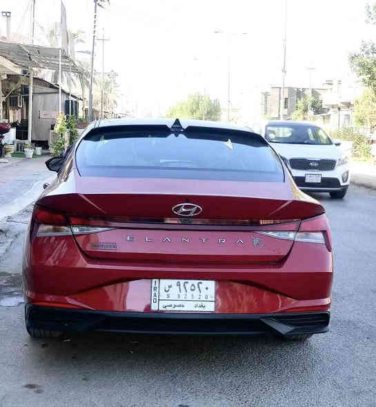 السلام عليكم النتروا وارد امريكي موديل 2021
بيه قطعه وحده البنيد فقط وسوناره موجود 
السياره ماشيه ١٠٧ والمكينه ٢٠٠٠
بيه خير من الله مواصفات  قياده اليه تحكم استيرن كامره وبصمه حساسات تصادم حساسات جانبيه رادارات مستشعر وقوف 
السعر 158 
***********
