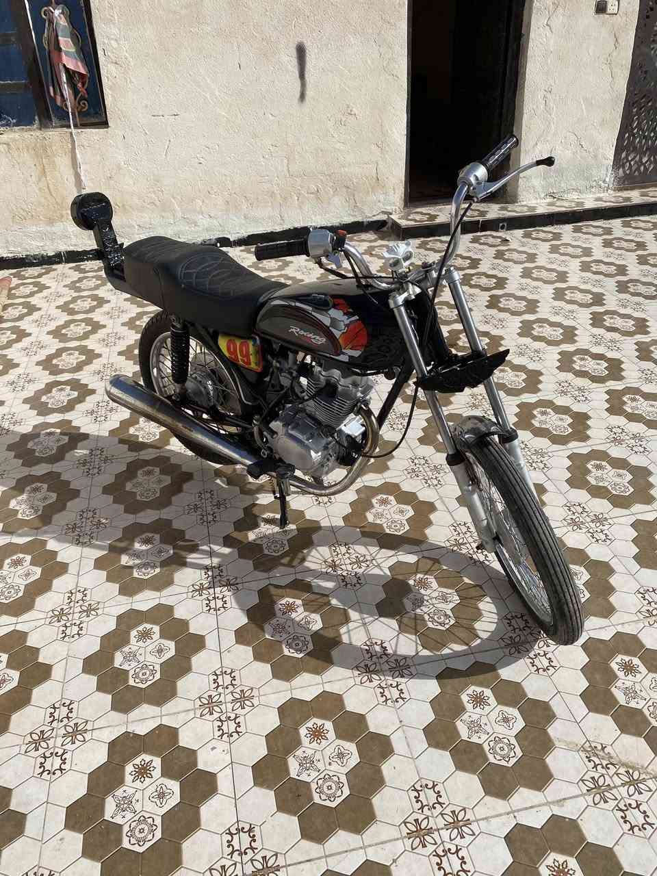 دراجه للبيع مكفوله كلك كلك محرك مبدل بي جبنه مال ملف فقط مكان ناصريه سيد خيل سعر 550شراي يدلل رقمي ***********
