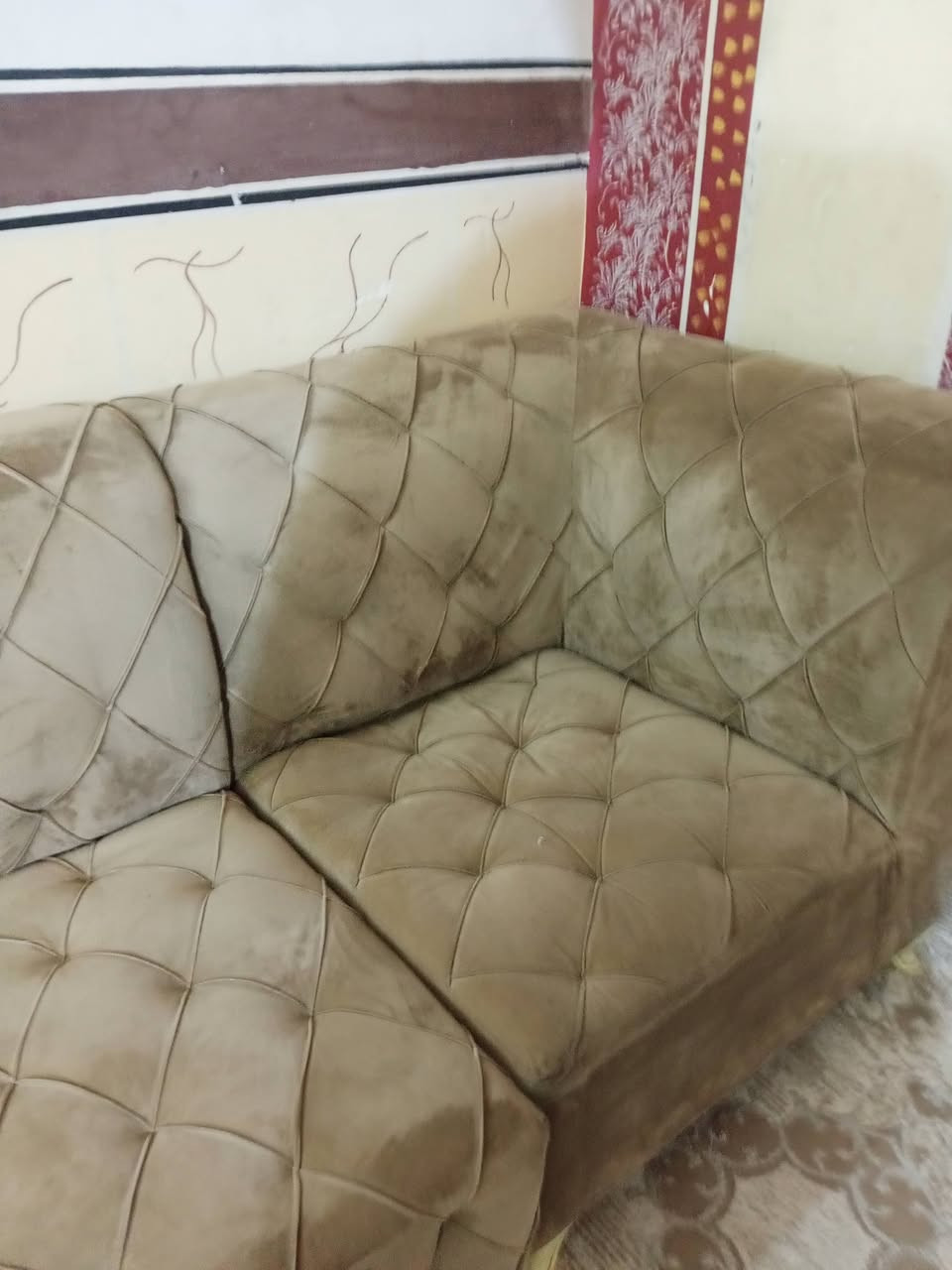 سلام عليكم تخم قنفات للبيع
نضيف حيل ستعمال اقل 5 اشهر 
متكون 6 ام نفرين
و 1 ام نفر 
و 1 ام 3 نفرات
سعر 750 وبي مجال قليل 
***********
ادمن وافق رحمه علا اهلك
