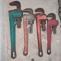مجموعة سكول سبانه • للبيع