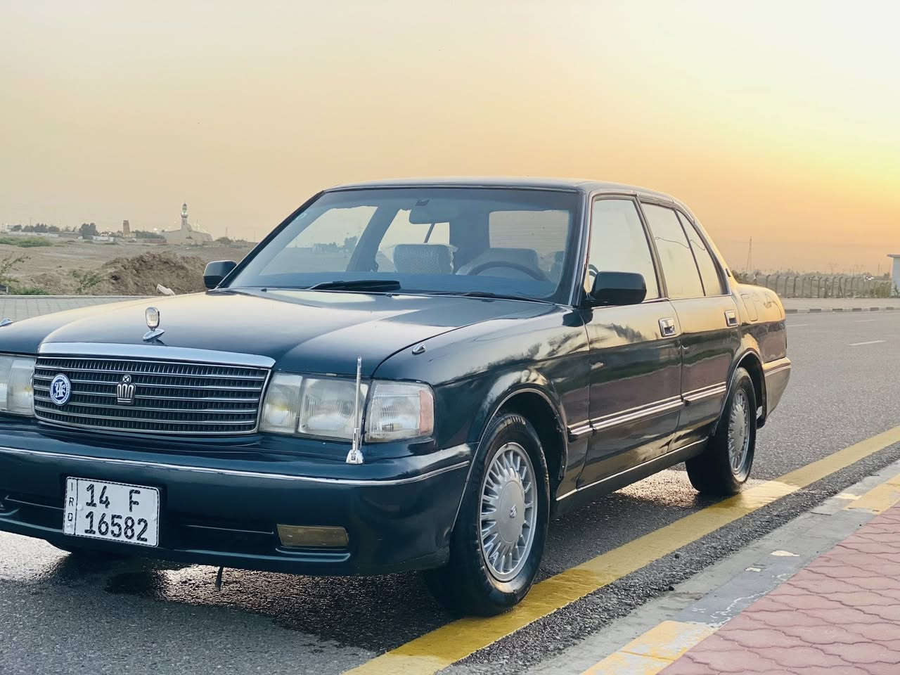 سلام عليكم للبيع سياره ارنب كفالة كص ونقل والضربة والاصوليات موديل 1993.رقم بصرة انكليزي مشروع وطني تحويل مباشر مكينة وكير كفالة السيارة جاهزة حدادة تخم تاير ويل كب جديد  كلها شغاله العنوان البصره الزبير 
السعر. /54/
***********
