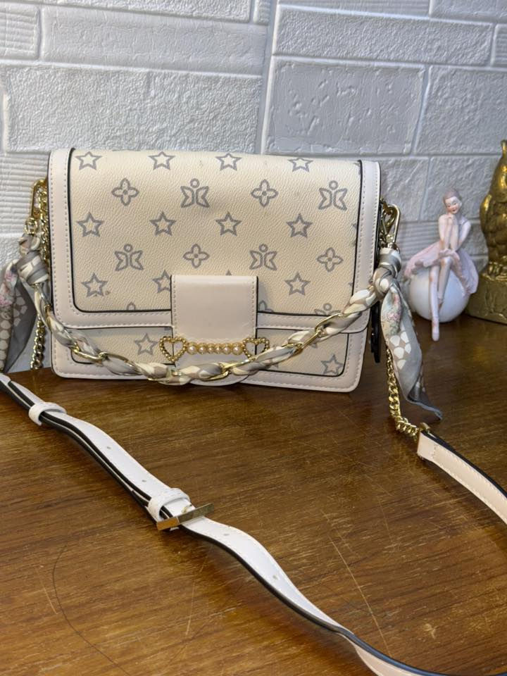 حقاىب بالة مستخدم نضيف ماستر درجة اولى
للاستفسار مراسلة الخاص 

يتوفر توصيل لجميع محافضات العراق 5


**إذا كنت صاحب هذا الإعلان وتريد حذفه لأي سبب، رجاءا أرسل رسالة إلى الدعم الفني**