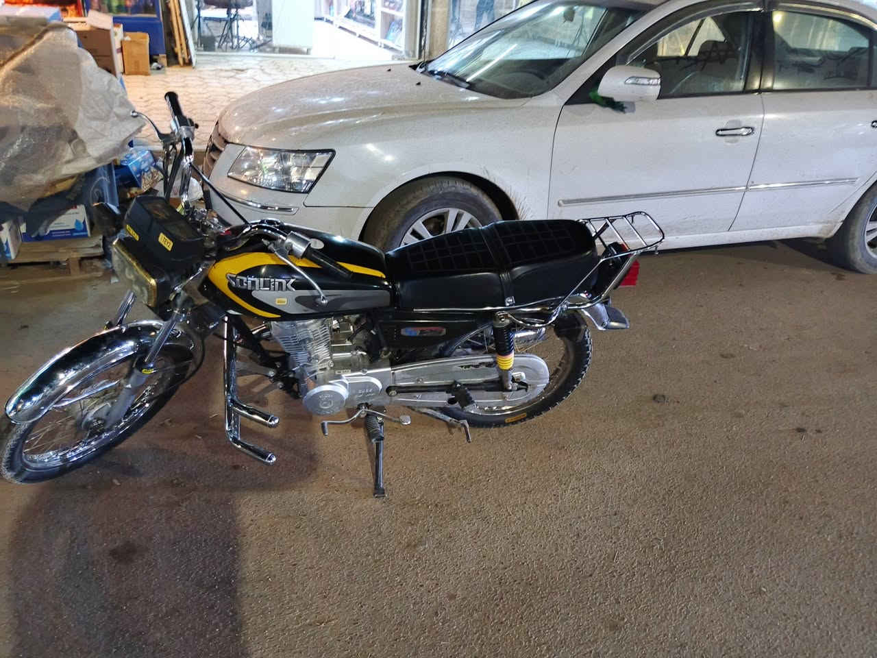 سلام عليكم ورحمه الله وبركاته دراجه للبيع سونك موديل 2024 خير من الله معايز برغي  700وبيه مجال للطبيين رقم الهاتف ***********مكان صلاح الدين قضاء الدجيل
