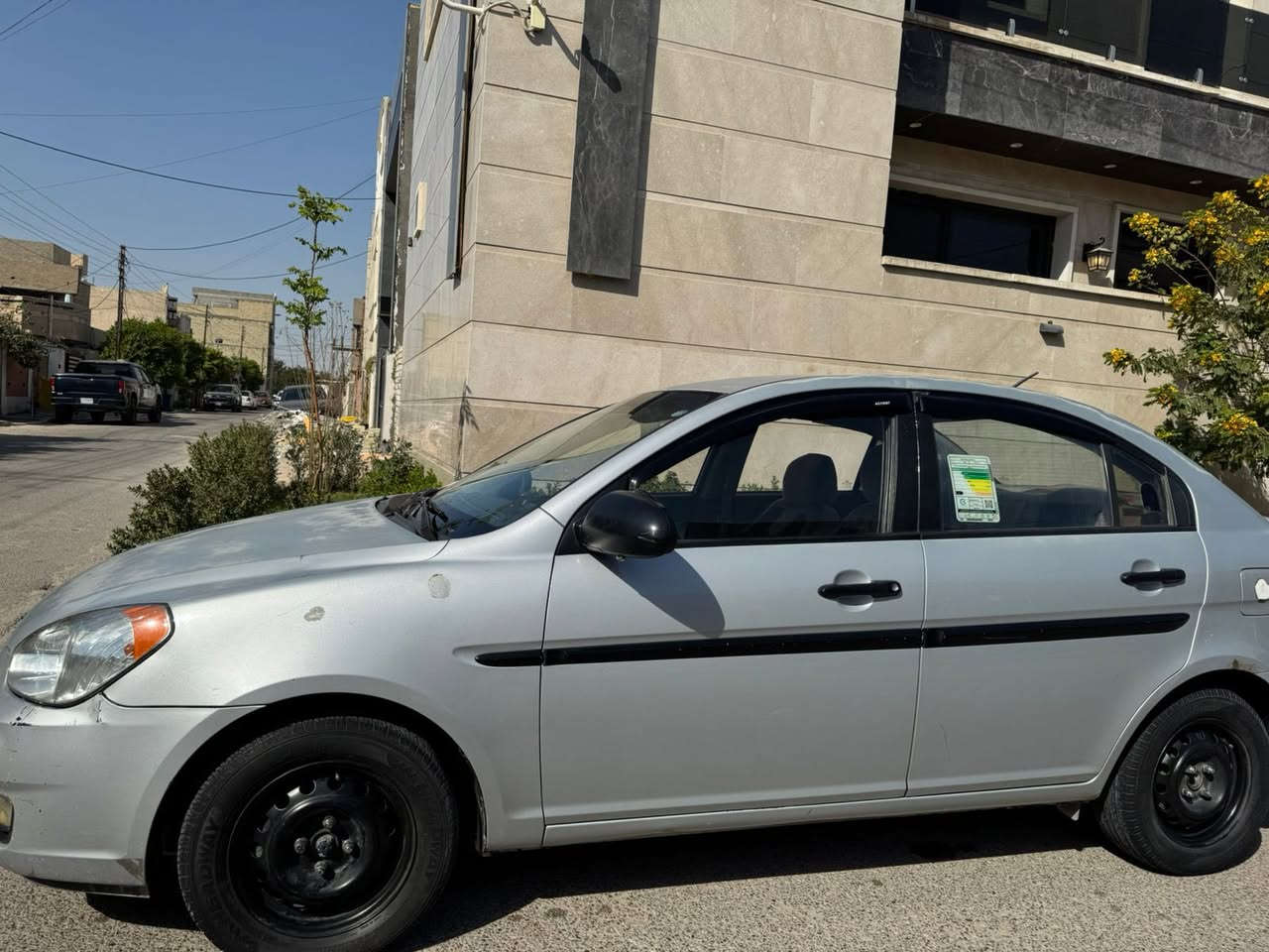 السلام عليكم 
اكسنت خليجي مكفوله من صبغ 
موديل 2008
مكينه 1600
سياره جاهزه اي نقص مابيها 
مكان السياره بغداد حي الجهاد 
رقم ***********
السعر 78 وبيها مجال بسيط
