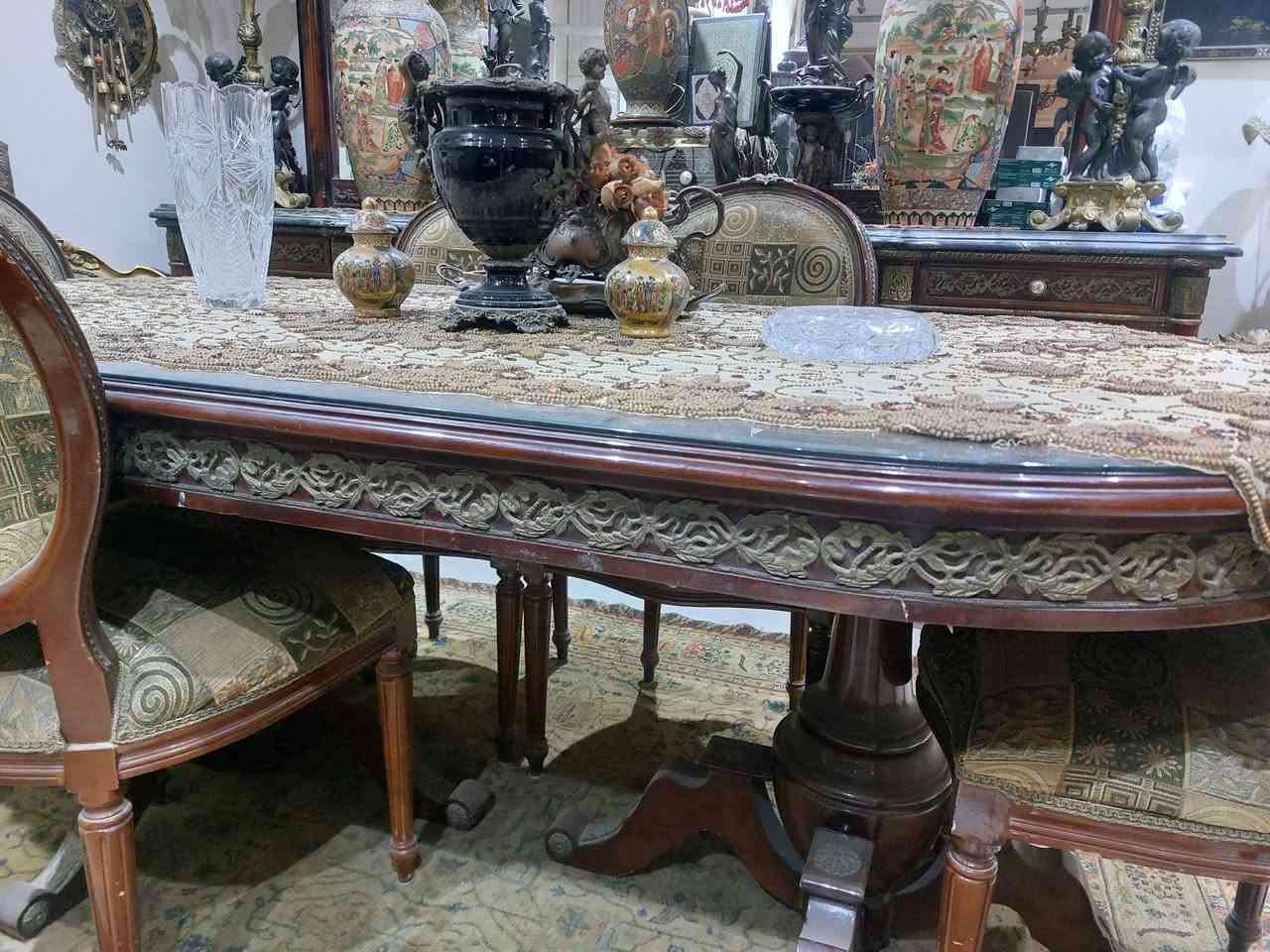 سفره ملوكى  بالبرونز للبيع لظروف النقل سعر نهائى ١٠٠ الف.


**إذا كنت صاحب هذا الإعلان وتريد حذفه لأي سبب، رجاءا أرسل رسالة إلى الدعم الفني**