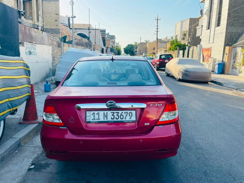 السلام عليكم
موديل 12  بي واي دي 

مكفوله كفاله عامه فقط بيها بارد بلباب سايق شبر فقط

تبريد ثلج 

كير وتماتيك 

ماشيه 105 حقيقي 

مابيها خياس فقط بيها شويه جراد 

محرك كير مامفتوح 

السياره جاهزه 

السعر 75 بي مجال 

المكان السياره بغداد العطيفية

***********
