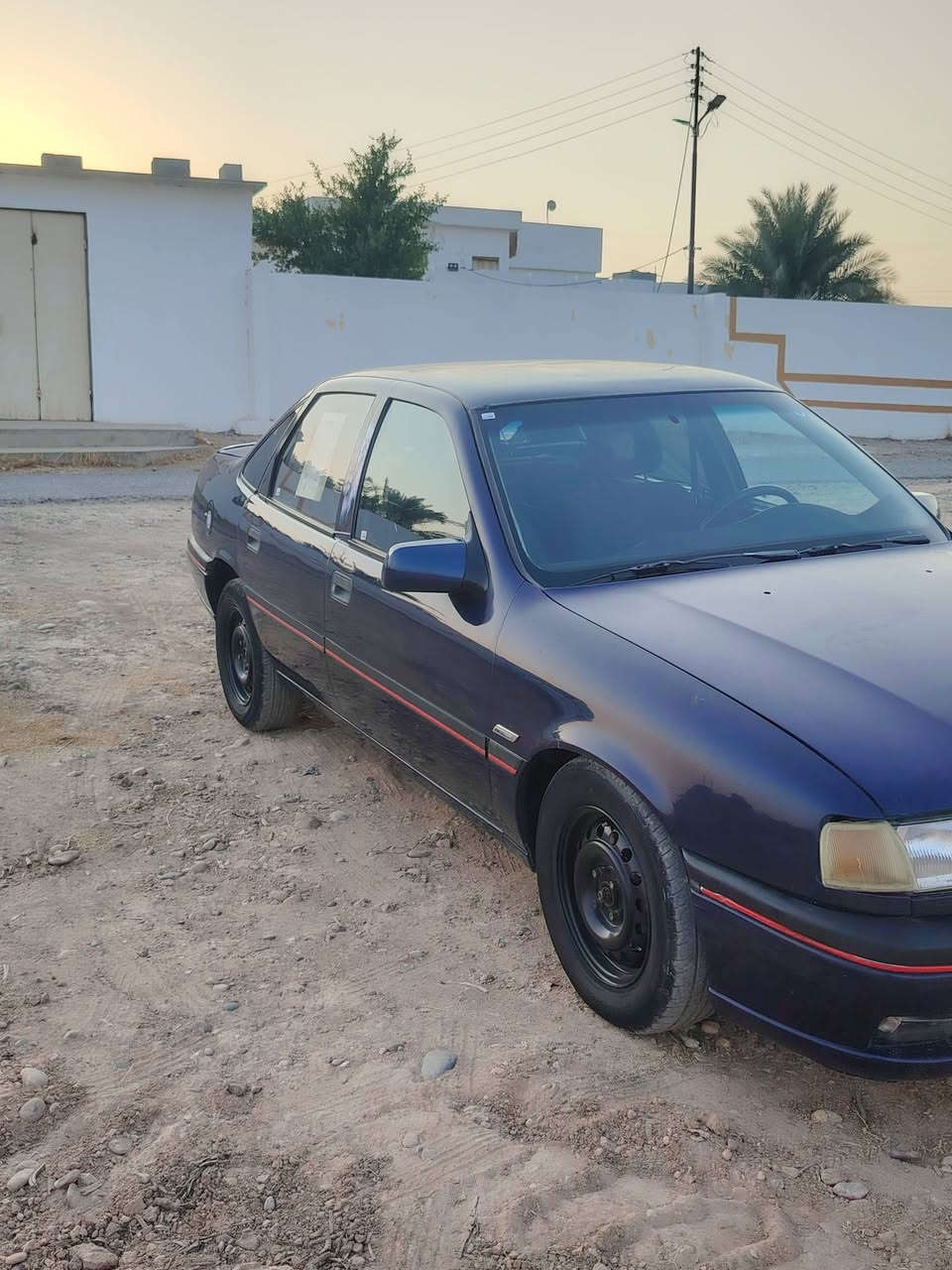 اوبل فكترا موديل ٩٣  محرك ٢٠ قبق اسود  صبغ عام أثر جراد لا ضربة ولا دعمة قطرة خياس مابيهة داخل كلش حلو تخم بطانة نظيف مع تخم كشانة جام كهرباء
السعر 55 +والسوك كلشي بي للاستفسار
***********
