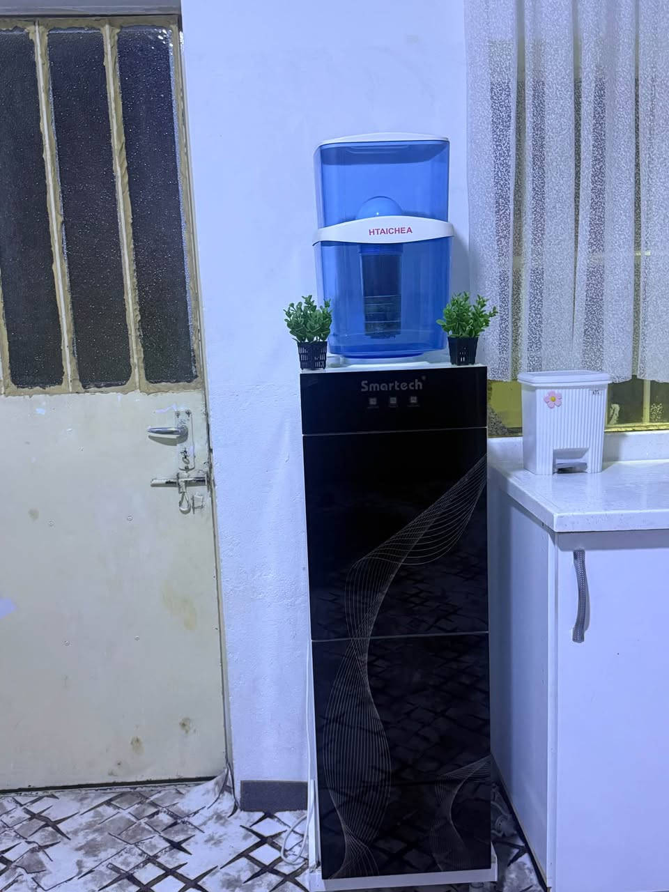 کەوانتەر بۆ فرۆشتن زۆر تازیە مالێ دۆستە ئەو بەرادەش بۆ فرۆشتنە زۆر تازەیە ئیشی نەکردوە زۆر پاکە شوێن سلیمانی *********** Singapore
