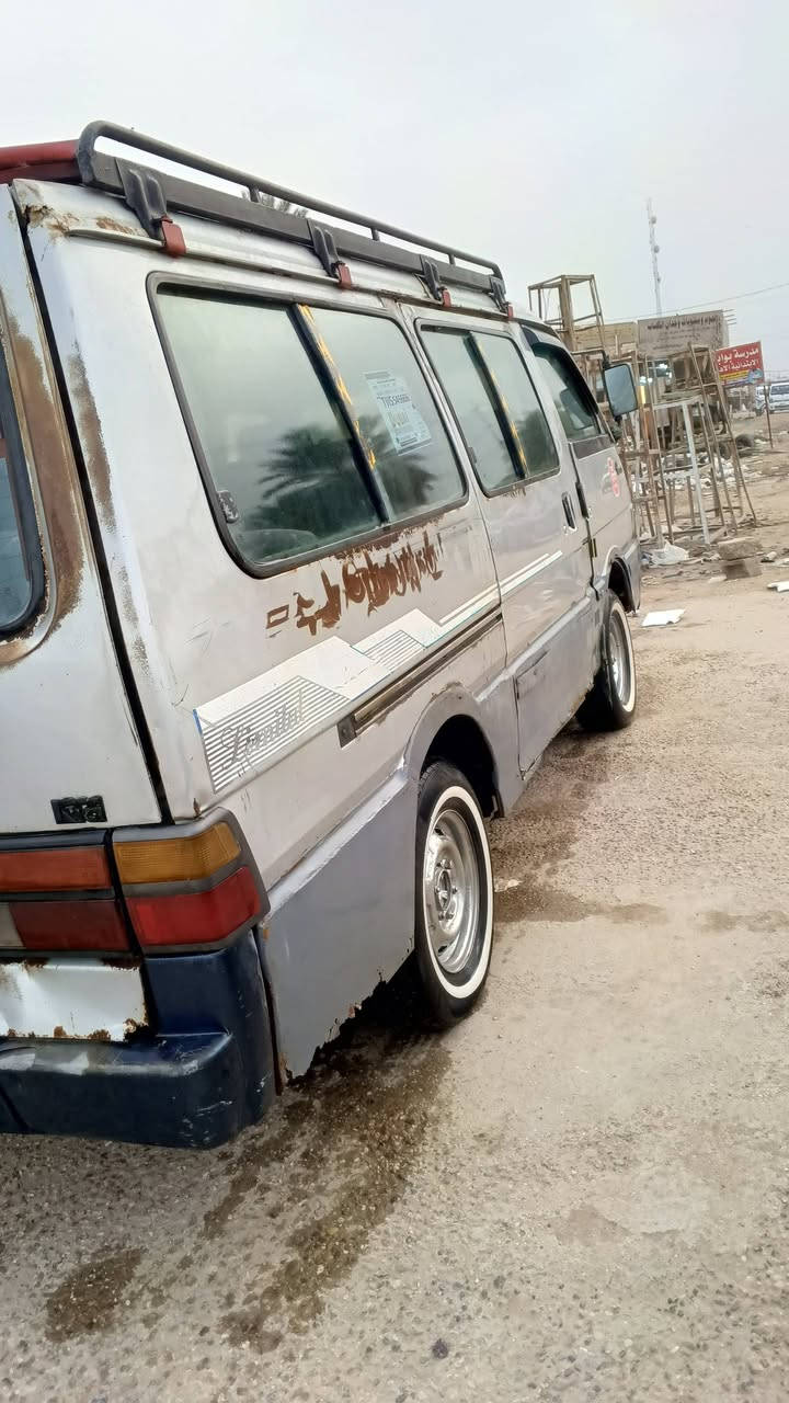 للبيع بستا موديل 93 مكينه بيها خيط بخار كير واكسل وشواصي كفاله غرفتها جديده كاعيه جديده تريد تحويل تريد وكاله السعر 27وبيهه مجال مكاني حله ***********
