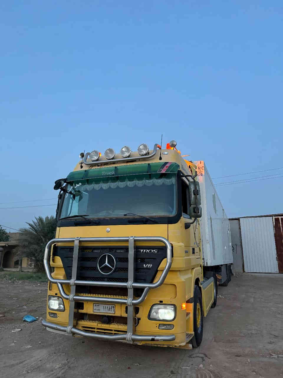 اكتروز 2004فول سياحي حجم المكينه 8سلندر 1854رقم بغداد صدامي مربوطه براد اشمتز اس ال 400السعر 4دفاتر وبيها مجال مكاني واسط الصويره ‏***********‏
