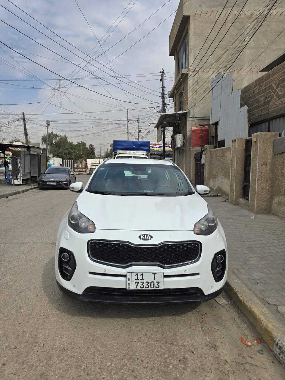 سلام عليكم سبورتج موديل 2018 خليجي رقم بغداد محرك 2000 دوش ماشيه 78 صبغ باب خلفي فقط السعر 172وبيه مجال العنوآن بغداد ***********
