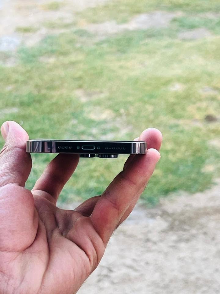 اخوان سلام عليكم
14برو ماكس شرق اوسط 256ذاكرته بطاريه 🔋83جهاز مكفول من فتح وصيانه اي شبي ع وضع الشركه قسما بالله ع إيد بنيه مال طالبه نضيف جدا كلشي بي شغال شخط مابي تجي تفحص وتشوف بعينك كلشي ماوياه لاكارتون ولا شاحنه بس كيبل مالته الاصلي سعره 875وبي مجال بسيط مايعجبك اعبر المنشور اخوان مكانه بابل قرب سيطره الآثار خاص مفتوح وخط بي واتساب ***********
