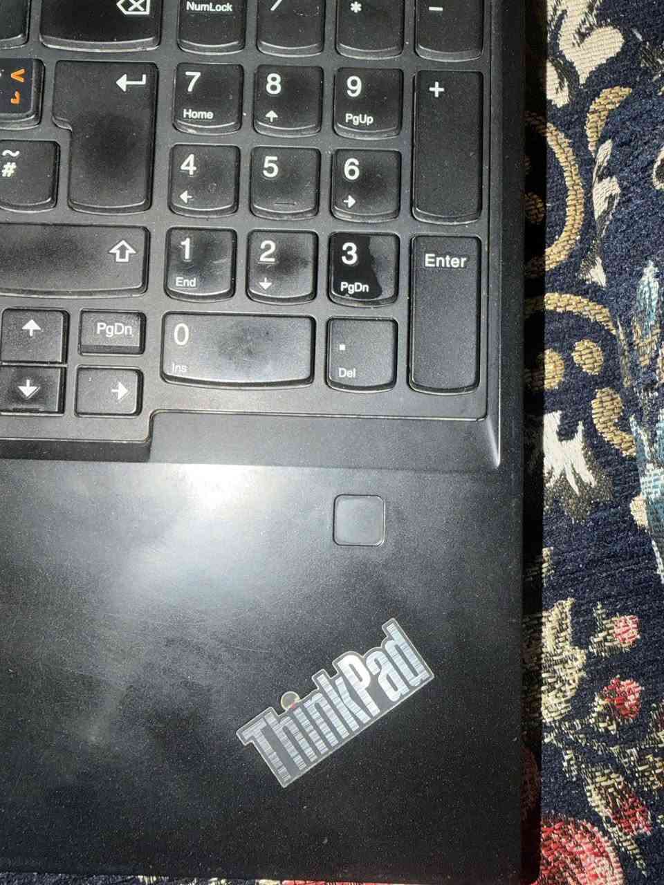 Lenovo ThinkPad E580 بحالة ممتازة 🔥
للبيع لابتوب Lenovo ThinkPad E580 نظيف جداً والاستعمال خفيف.

💻 المواصفات:
 • المعالج: Intel Core i7-8550U (جيل ثامن)
 • الرام: 8GB
 • التخزين: 256GB SSD سريع
 • كرت الشاشة: Radeon RX 550 2GB + Intel UHD 620
 • الشاشة: 15.6 بوصة Full HD
 • النظام: Windows 10 مفعل

✅ مناسب للألعاب
✅ ممتاز للدراسة، التصميم، والبرامج الهندسية
✅ بطارية جيدة
✅ بدون أعطال
السعر: (350 
مكاني بابل 
الموقع: (تكتب منطقت


**إذا كنت صاحب هذا الإعلان وتريد حذفه لأي سبب، رجاءا أرسل رسالة إلى الدعم الفني**