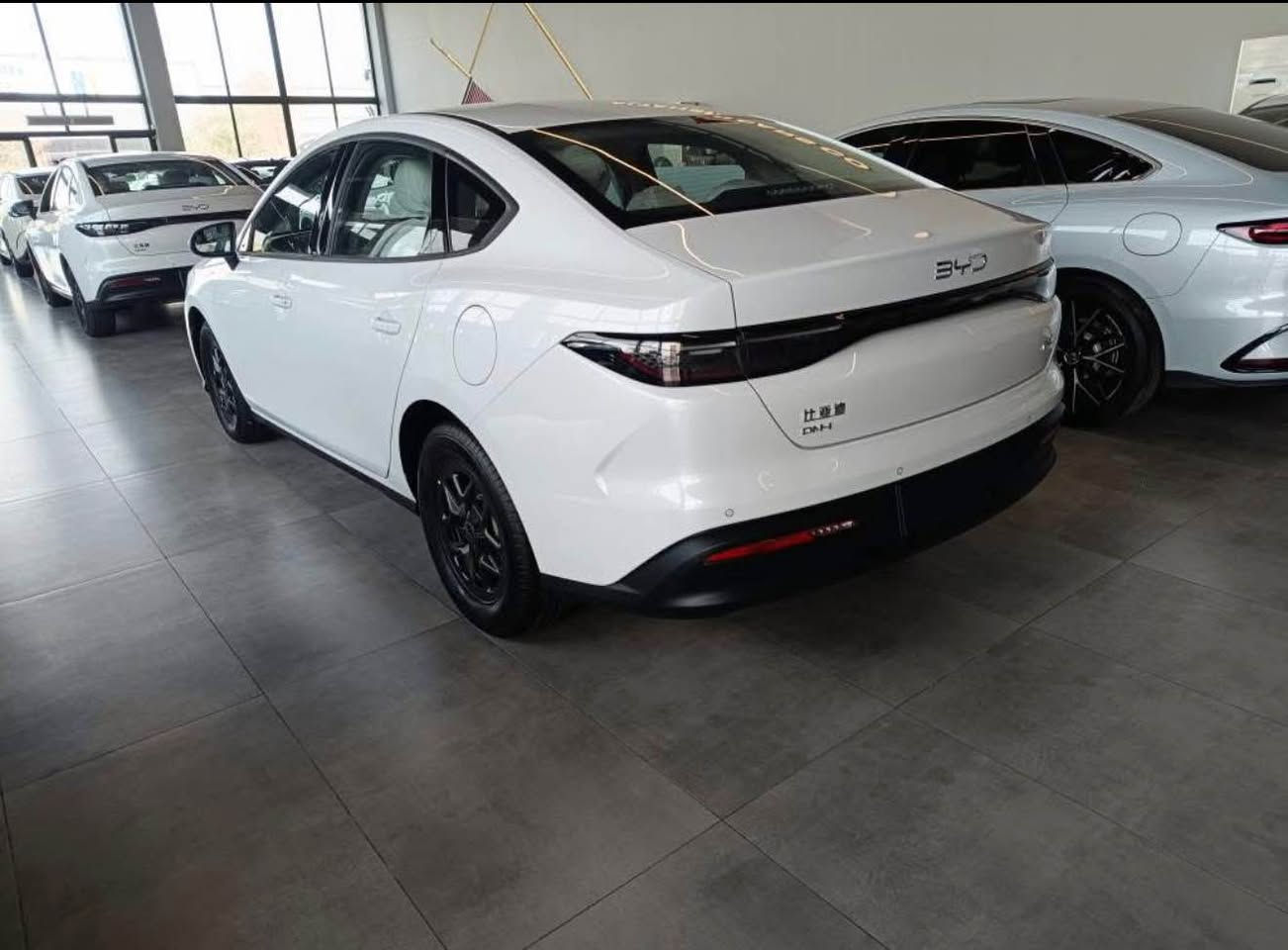 byd sel 05 
٣ روژه كاتي شكاوه كالار, السليمانية


**إذا كنت صاحب هذا الإعلان وتريد حذفه لأي سبب، رجاءا أرسل رسالة إلى الدعم الفني**