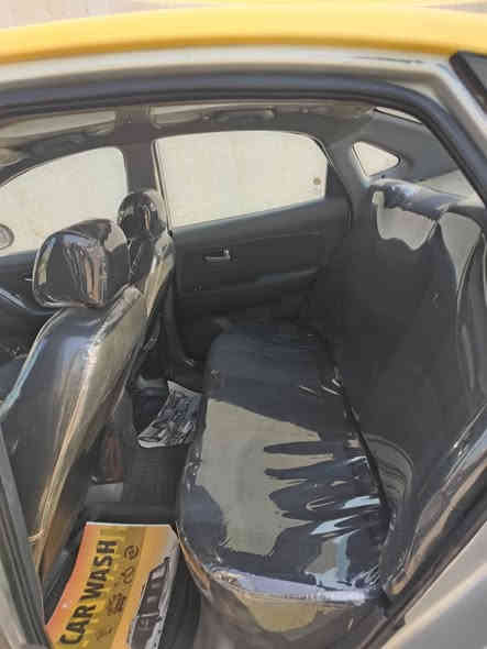 السلام عليكم شباب عندي النتره موديل ١١ خليجي ١٦٠٠ دكشن عالي سياره كير محرك مكفولات مدوشمه سياره جاهزه ربع مذب منضومه تبريد جديده تخم تاير جديد سيااره حادثها باب مبدل فقط كفاله الغود وشواصي وتكم وحوض وقماره سياره جاهزه مكاني الدوره شارع ٦٠ رقم ***********
