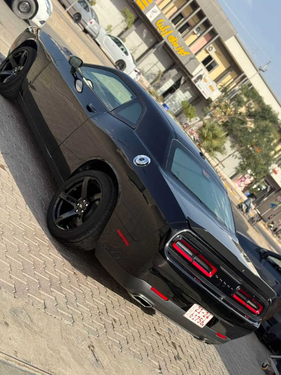 السلام عليكم جالنجر 2023 Sxt
( لون مميز )

مواصفات معروفه بصمه تشغيل بصمه ابواب تشغيل عن بعد لد نهاري 

محرك 3600 مكفول محرك وكير

تبديل قطعتين بلادي 

ماشيه 22 الف سياره ممتعوبه ونضيفه 

صدر جديد تخم تاير  زد جديد سياره جاهزه 

رقم اربيل شرط تحويل  

مكاني كركوك    / ***********

السعر195  وبيه مجال بصيط
