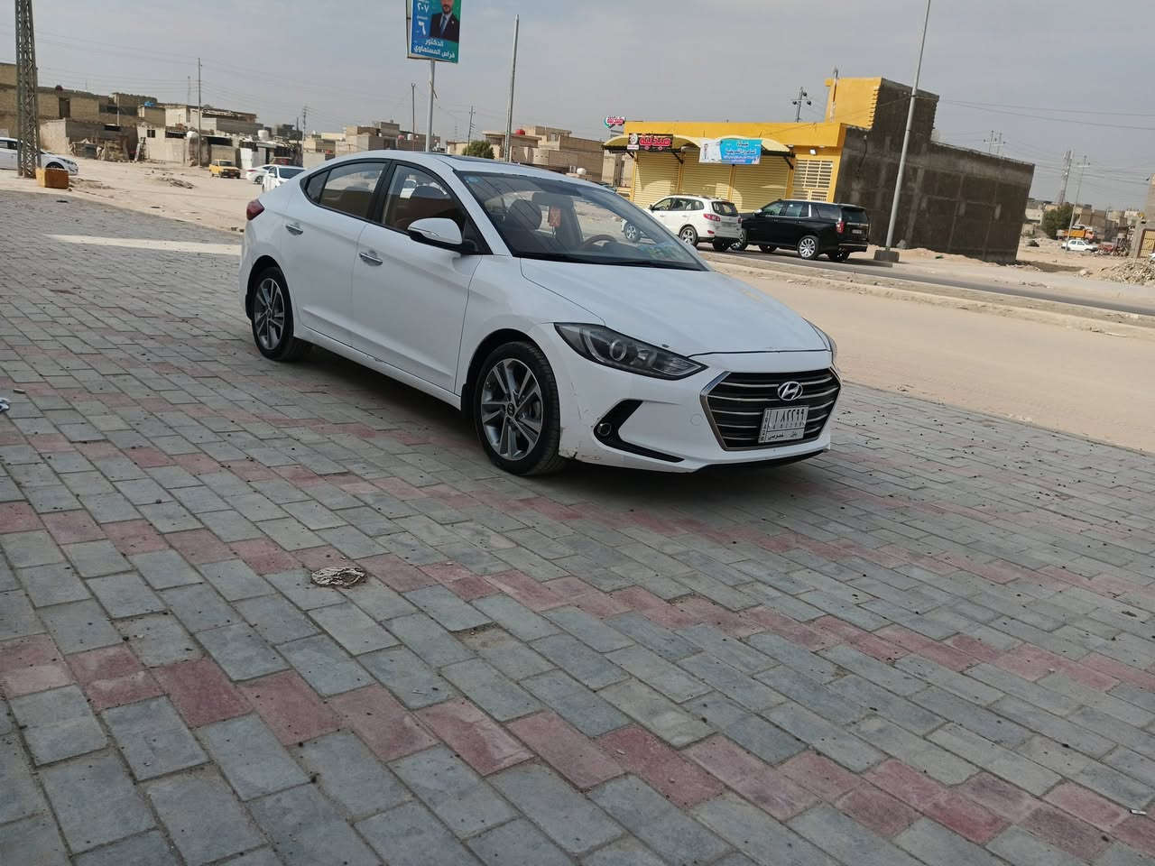 السلام عليكم
سياره للبيع نوع الانترا موديل 2018خليجي فؤؤؤل مواصفات واحد ع واحد كفاله عامه من الضريه والتبديل والصبغ المواصفات فتحه بصمه شاشه كامره دواره تحكم استيرن مري شفط اشاير مري حداديه تبريد تدفئه كفاله العنوان كربلاء السعر 153وبيه مجال بصيط حك الجيه انتصال فقط ***********
