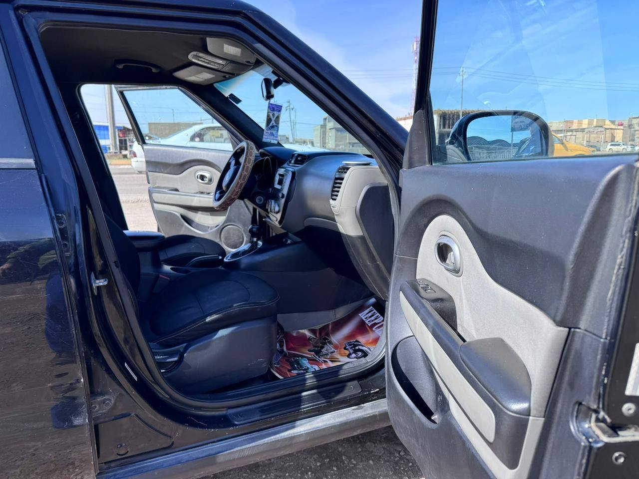 يالله صول موديل 2015مكينه 2000فول موصفات مكفوله من ضربه وتبديل فقط صبغ رش بل جاملغ امامي ولباب صدر وصور حادث مرفق بيع سريع بسمي تحويل ثاني يوم سعر 93قفل قفل ***********
