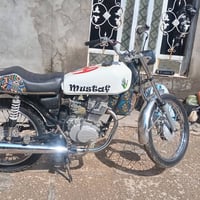 مديل ٢٤ • كلك • لا صوت