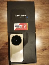 توفر فيفو X300 برو ذاكرة 512 روم عالمي النظافه 100 كامل ملحقات  السعر ...