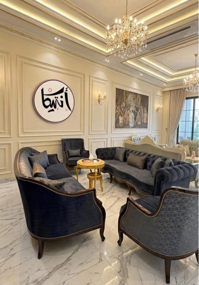 تصاميم تخطف الأنظار. زورونا في أنتيكا للأثاث واكتشفوا الفرق بأنفسكم."

"راحة ملكية.. بتصاميم عالمية. 🛋️✨
جدد صالة بيتك بتخم من 'أنتيكا للأثاث المستورد'. جودة تستحقها، وسعر يناسبك."


**إذا كنت صاحب هذا الإعلان وتريد حذفه لأي سبب، رجاءا أرسل رسالة إلى الدعم الفني**