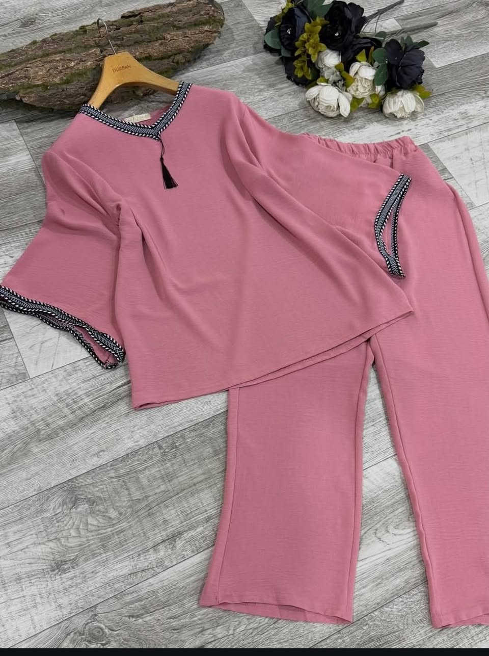 راحة تلبسينها… وأناقة تشوفينها
قماش خفيف، قصّة واسعة تليق بجمالك
😌👗 تراك الشرعي نسائي
الخامة ايروبين
قياس L_xl_2xl_3xl
#سعــــــــــــر10
يوجد توصيل داخل المسيب الفين دينار 
يوجد توصيل محافظات


**إذا كنت صاحب هذا الإعلان وتريد حذفه لأي سبب، رجاءا أرسل رسالة إلى الدعم الفني**