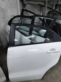 كيا ريو • كبوت • أطقم أبواب