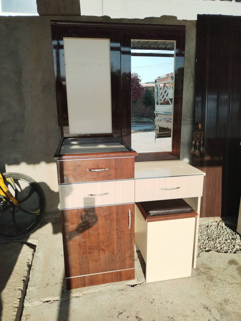 میزتوالیت اخ جدید 60 الف


**إذا كنت صاحب هذا الإعلان وتريد حذفه لأي سبب، رجاءا أرسل رسالة إلى الدعم الفني**