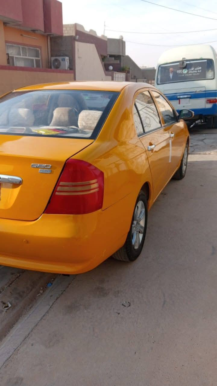 سلام عليكم ليفان موديل 2012بيها بطاقة بنزين مكينه وكير بلادي لاصرف ولا بخار صبغ عام بدون حادث مصفره مرور ونقابه مسوي فحص وهزه صاحبها بكركوك تريد تحويل  اوكاله سنويه عاج موازي السياره موجوده بكركوك طرق بغدادكلشي بيها يشتغل  بيها اعلان تجاري ويهاسعرها/ 33 /*********** كركوك, العراق
