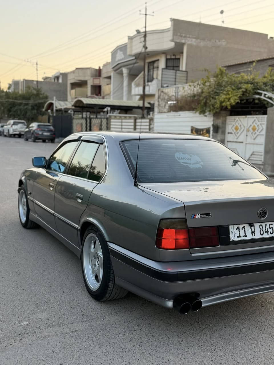 السلام عليكم
بي ام ٥٢٥ مسكر عدل موديل ١٩٩٢ بجم عريض صبغ جديد كشنات جلد وكهرباء كير اوتو تبريد شغال و خير من الله 
سعرها ٨٨ ورقه 
مكاني بغداد ***********
