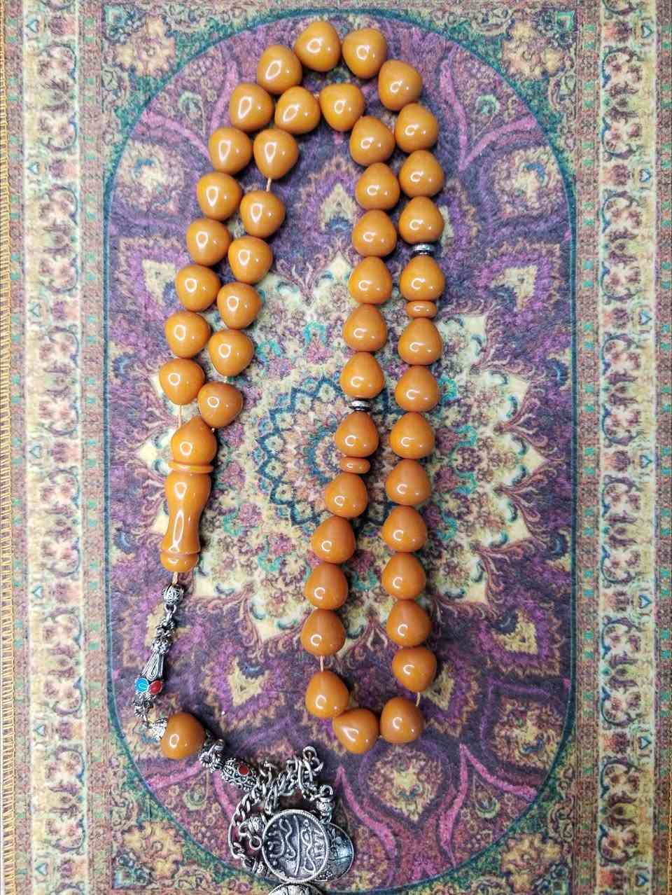 عرض خاص التوصيل مجاني لكل محافظات العراق 
✨ سحر الأناقة يبدأ من تفاصيلك ✨
نوفر لكم أفخم سبح السندلس بألوانها المميزة ولمعتها الهادئة 45 حبه 🔥
قطع مختارة بعناية لعشاق الفخامة والذوق الراقي 🤎
▫️خامات فاخرة
▫️شغل مرتب ومميز
▫️مناسبة للاقتناء والهدايا
📩 للحجز والاستفسار واتساب *********** 
#سبح_السندلس #سبح #اكسسوارات #السندلس #مسباح #هيبة #فخامة
