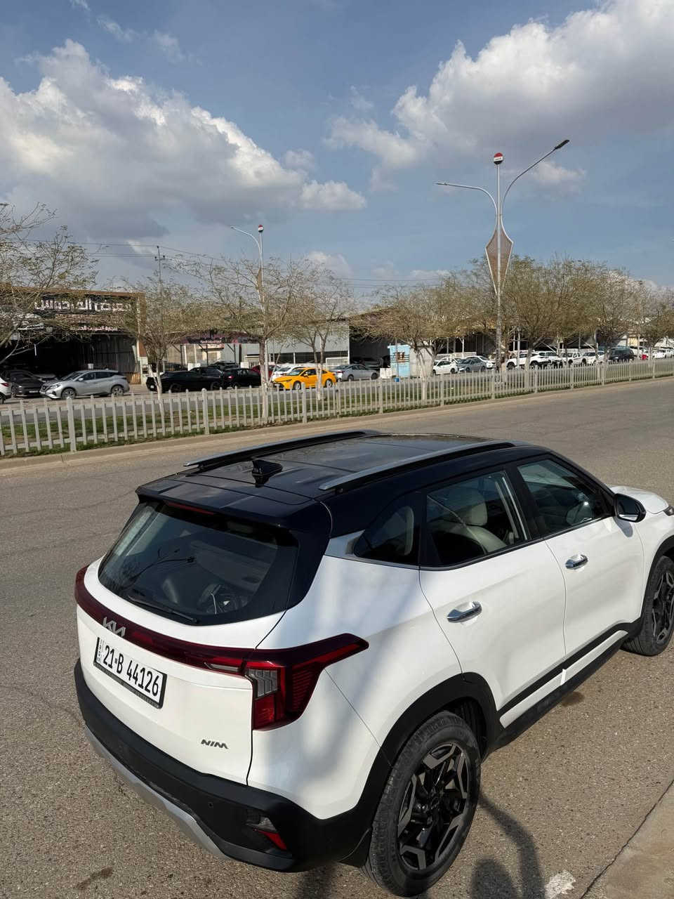 كيا سليتوس 24 وارد خليجي فول مواصفات 
ماشي 42 الف 
فقط نص دعاميه صبغ والبقيه بشرط 
وياه كوبون بنزين 
سعر 185$
*********** كركوك, العراق
