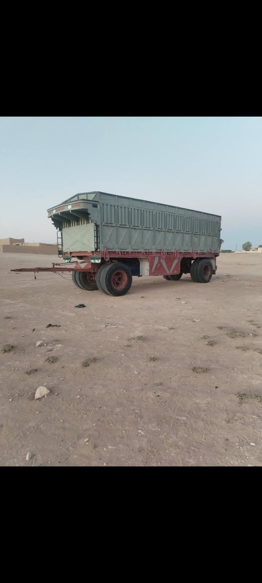 مقطوره للبيع طول سبعه ونص  عربانه جاهره  كهربائيات جديده هوه كامل  مكان سنجارناحيةالقيروان  للاستفسار الاتصال ***********/***********
