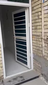 بيت ١٠٠م للبيع الدورة شارع الجنابي السعر ١٦٠   07853916182