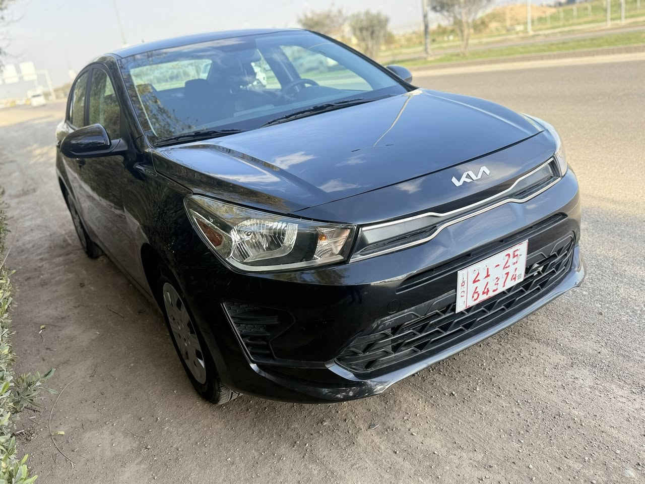 كيا ريو موديل 2023 مواصفات LX  ماشي 29مايل سياره مبدل فقط بونيت بدون دواخل سياره تترقم شمال اربيل اوسليمانيه او دهوك ارباك فقط ستيرن راجع سستم مكان سياره كركوك سعر (112)بيهه مجال بصيط لاستفسار ***********
