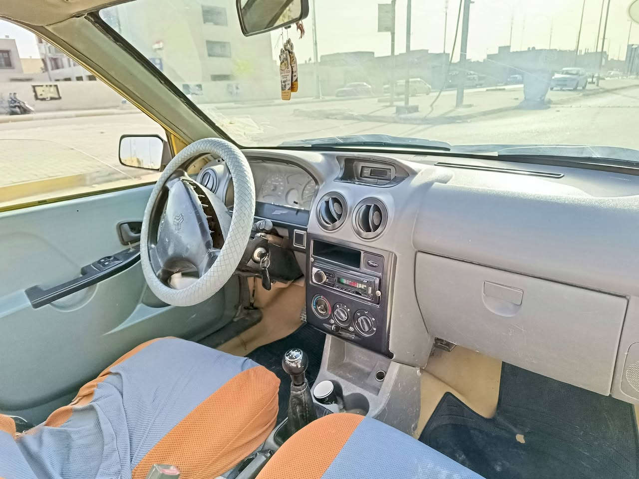 السلام عليكم سياره سايبا لبيع موديل ٢٠١٣ مكينه نظيفه كير نظيف ضفيرة كهربيات جديدة توني شاده حداده نضيفة باتري جديد تواير جديد شرط المداور سعر 21 به مجال مكان السيارة سماوة رقم تلفون ***********
