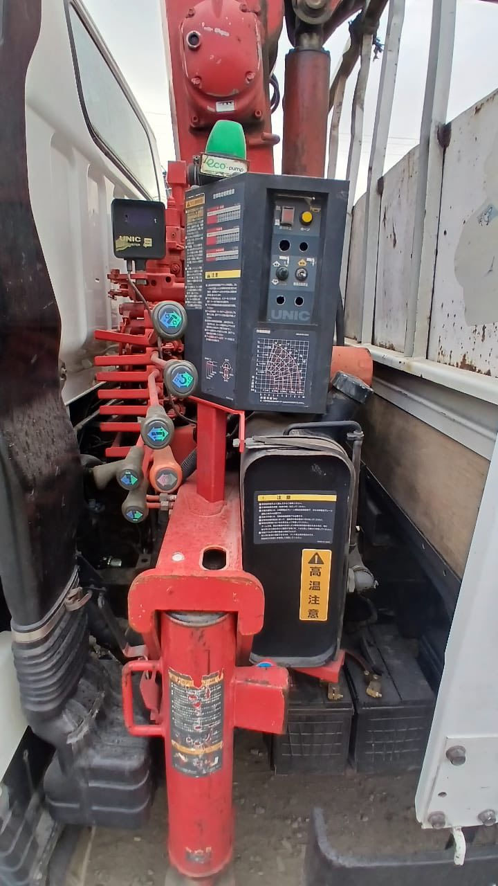 سلام عليكم
البيع  كنتر كرين موديل 2010
رقم ميسان 
كرين راك حديث 2900مخالف سلايتين 
سياره جاهزه لشغل ماتصرف دينار عليها 
مكان سياره بغداد 
مامتواجد ع فيس 
$220
***********
