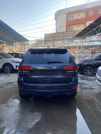 جيب موديل 2021 سيارة كلش حلوة وراقية  السيارة بيها جاملغ خلفي متأذي حا...