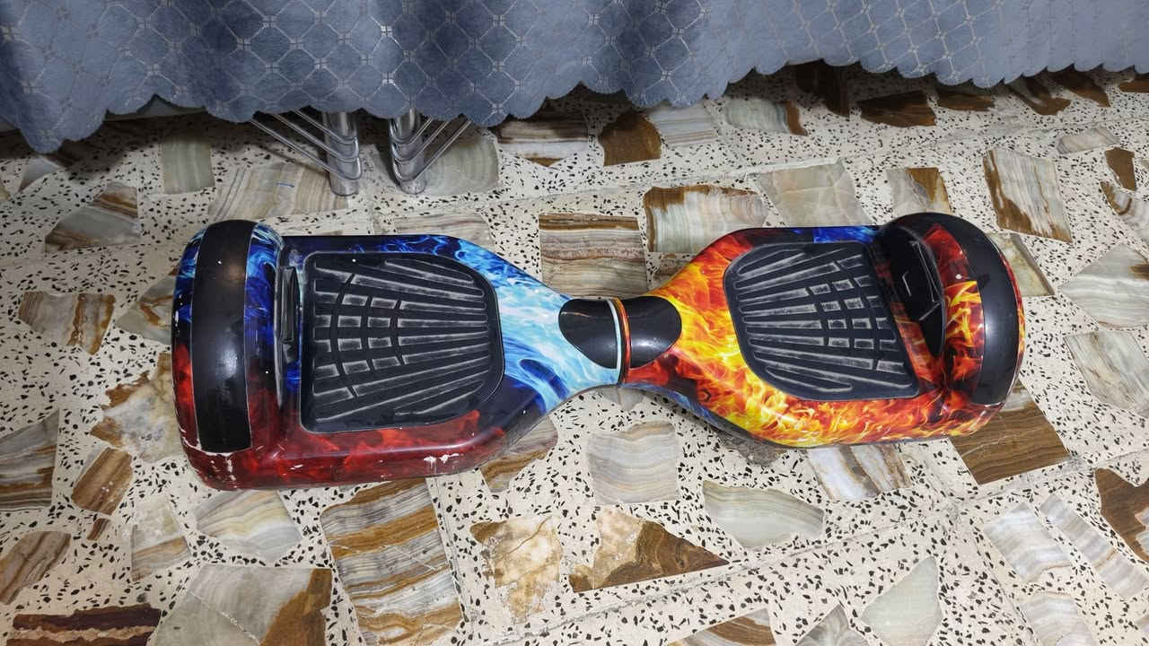 سلام عليكم عدي سكوتر كهربائي عوزه بس شاحنه كامل مكمل بس شاحنه مكاني نجف حي سلام السعر 75وبي مجال للشرايه هذا رقمي خابرني أو دلل ***********
