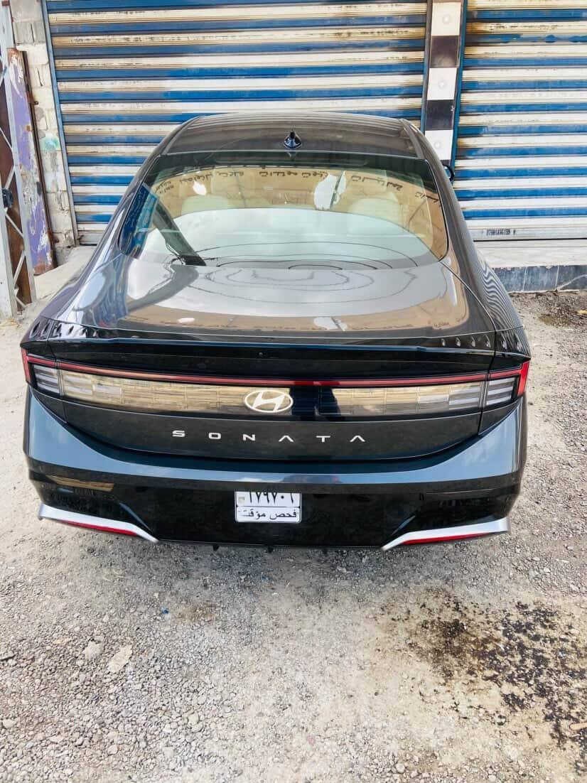 سوناتا  2025 للبيع 180$ سعر بلاش مقارنة بخواتها 
دخول جديد مدفوع كمرك حرة تترقم جميع المحافظات 
منفيست باسمي اني مستوردها وابصملك باي مرور يعجبك
✅ ايرباك بردة وكشن فقط طاك 
✅ عداد المسافة 3الف مايل 
✅ الموديل 2025
✅اللون فيلي
✅مقعد سائق كهرباء 
✅ مقاعد امامية تدفئة 
✅ شاشة كبيرة متصلة كار بلي وابل كار 
✅ رادار امامي و خلفي 
✅ شاحن مبايل واير لس 
✅ تبريد امامي لمس 
✅ بصمة تشغيل وابواب 
✅ تشغيل عن بعد 
✅ هاند بريك كهرباء بصمة 
✅ نظام اتو هولد 
✅نظام تزحلق ونزول مرتفعات 
✅محرك بانزين 4 سلندر 2500CC
✅ ستيرن هزاز للتحذير 
✅ كامرة خلفية دوارة 
✅ افكيشن ونظام ملاحة وخرائط 
✅ اضوية زينون و لد نهاري 
✅ درايف مود 4 أنظمة قيادة
✅ نقطة عمياء بالمرايات 
✅  توقف ذاتي لمنع الاصطدام 
✅ صندوق خلفي كهرباء 
✅ أرضيات كاملة و جك وسبير وعدة وكتلوكات
✅ تخم تايرات بلادي حجم 19 انج 
✅ تحكم ستيرن وتحديد مسار ومثبت سرعة 
✅سيارة جديدة وجاهزة ولا إشارة عطل مشتعل بيها 
***********
***********
