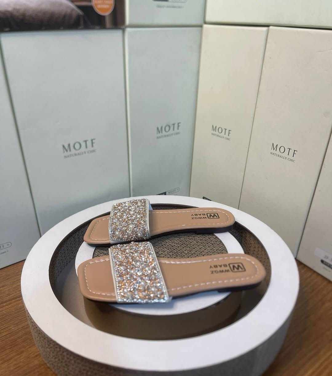 السلام عليكم 150 زوج سعر الزوج ب الفين دينار شرط القطع كلها جديده بدون تالف. ابيع شلعة فقط  بدون مفرد ولا نص الكمية بس الشراي يراسلني


**إذا كنت صاحب هذا الإعلان وتريد حذفه لأي سبب، رجاءا أرسل رسالة إلى الدعم الفني**