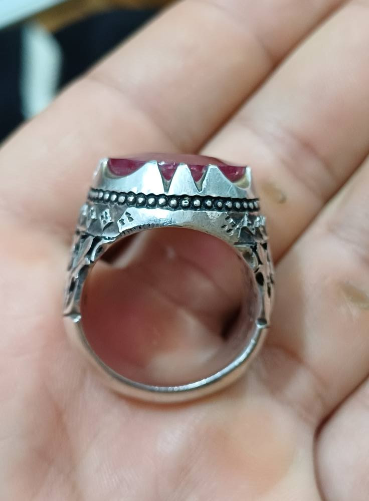 محبس ياقوت افريقي
صياغة جراح 

مطعم 4 حبات ألماس

 الوزن 28.5 غرام 

قياس 22

السعر: 350 وبيه مجال

متوفر توصيل لجميع المحافظات


**إذا كنت صاحب هذا الإعلان وتريد حذفه لأي سبب، رجاءا أرسل رسالة إلى الدعم الفني**