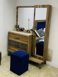 وبركاته  من رخصة الادمن غرفه متكونه 9 قطع درجة أولى وتكمه شرط فتح وشد ...