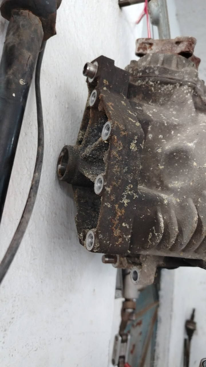 اكسن امامي اوباما ١٢عنوان موصل صناعة الكرامه *********** *********** توصيل جميع المحافظات
