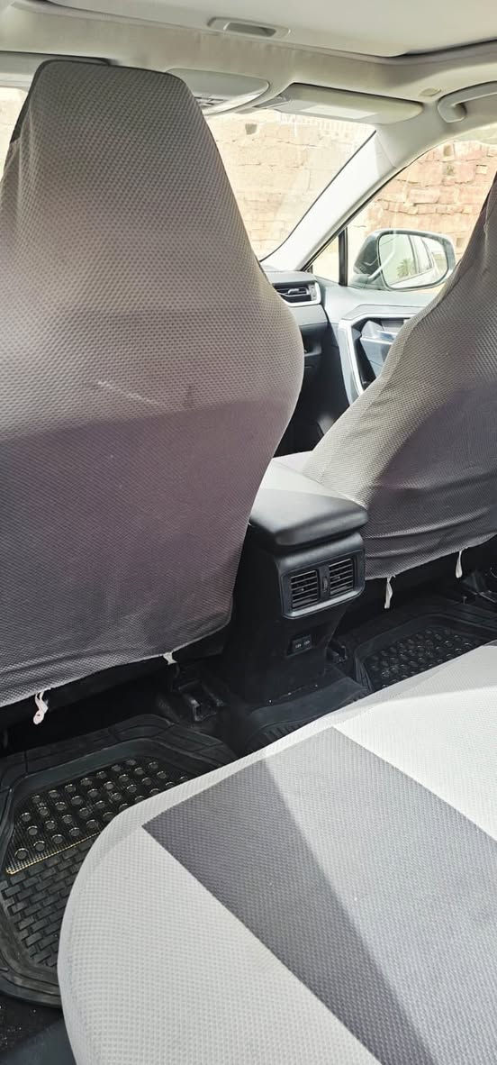 �
Toyota RAV4 2025

• فول مواصفات
• فئة XLE
• ماشية 12 ألف ميل فقط
• فتحة سقف
• بصمة تشغيل
• رادارات أمامية وجانبية
• صندوق كهربائي
• شاشة وكاميرا
• سيارة نظيفة جداً وجاهزة

📞 للتواصل: ***********
واتساب ومكالمات متوفرة �
