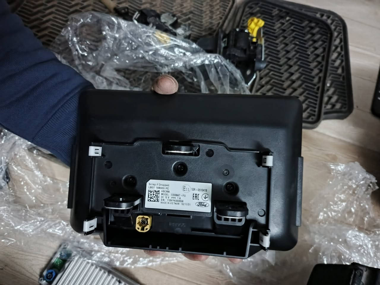 شاشه فورد
موديل 2020فوك 

مع عقل كامل 

سعر 300$

, ***********
